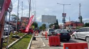 McDonald's Palu batasi antrean kendaraan drive thru di Jl Juanda, Kelurahan Lolu Utara, Kecamatan Palu Timur, Kota Palu, Sulawesi Tengah/hariansulteng