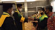 STAH Dharma Sentana Sulawesi Tengah menggelar wisuda offline alias tatap muka, Sabtu (18/12/2021)/Ist