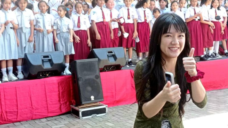 Cindy Gulla hadiri lomba paduan suara di acara festival kebangsaan di Taman GOR, Kota Palu, Senin (8/8/2022)/hariansulteng
