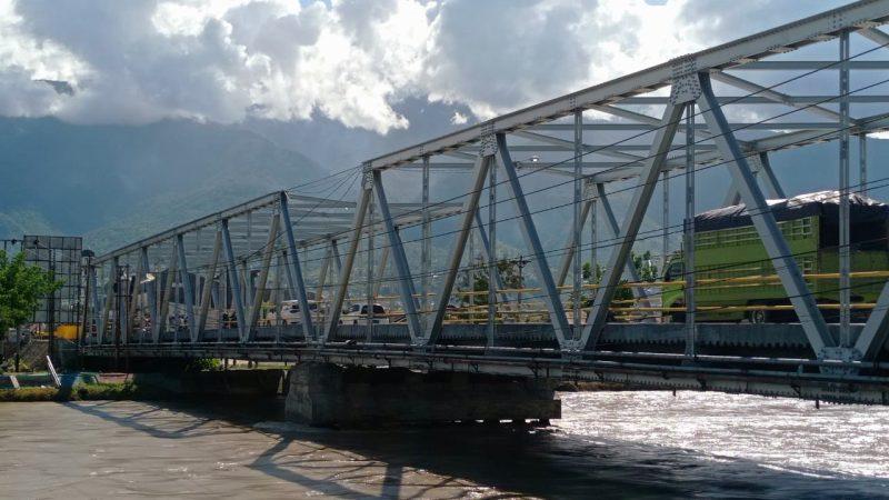 Situasi arus lalu lintas di Jembatan Palu III, Kota Palu kembali normal, Kamis (8/9/2022)/hariansulteng