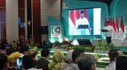 Momen Prabowo Subianto minta kopi saat jadi pembicara seminar Munas KAHMI di Palu, Sabtu (26/11/2022)/hariansulteng