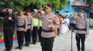 Kapolda Sulteng, Irjen Rudy Sufahriadi jadi inspektur upacara di SDN 15 Palu, Senin (27/2/2023)/Ist