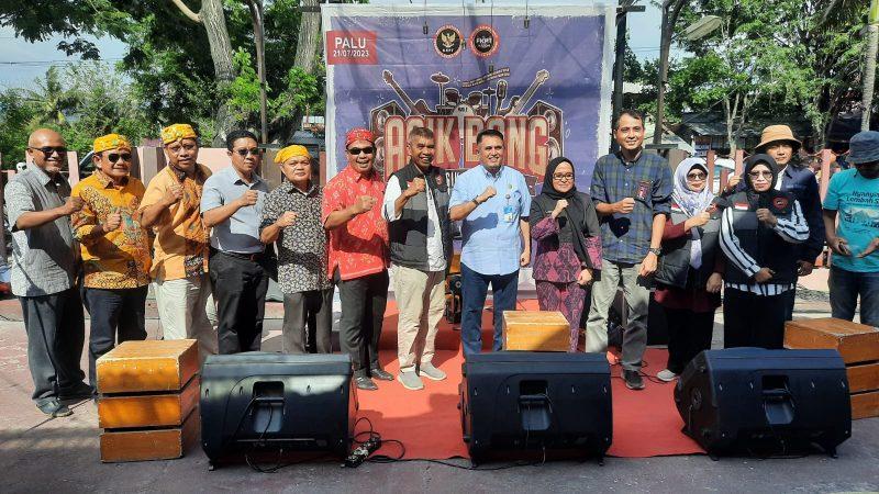 Sejumlah pemusik band maupun penyanyi solo mengikuti Aksi Musik Anak Bangsa atau Asik Bang di Kota Palu, Sulawesi Tengah/Pemkot Palu