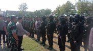 Kapolda Sulteng, Irjen Agus Nugroho bersama Danrem 132/Tadulako, Brigjen TNI Dody Triwinarto memimpin apel gelar pasukan pengamanan RI 2/hariansulteng