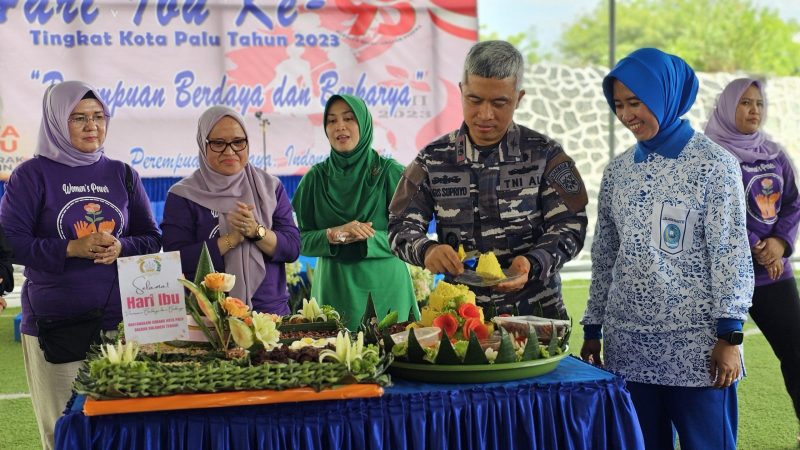 Sekretaris Daerah Kota Palu, Irmayanti Pettalolo menghadiri puncak peringatan Hari Ibu ke-95 tingkat Kota Palu/Ist