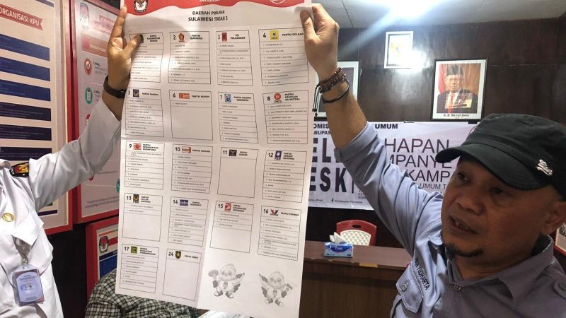 Bawaslu menemukan puluhan ribu surat suara rusak di Kabupaten Tojo Una-Una (Touna), Sulawesi Tengah/Ist