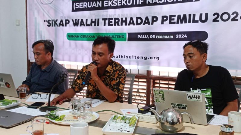 Walhi Sulteng keluarkan seruan menyikapi kondisi demokrasi dan dinamika politik, Selasa (6/2/2024)/hariansulteng