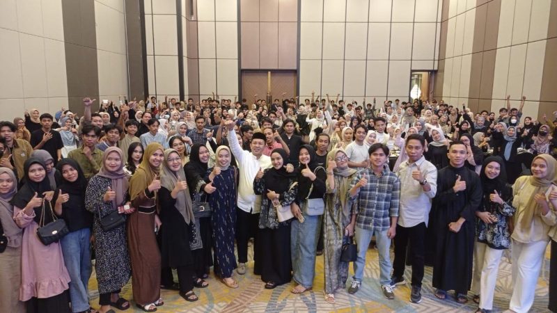 Iksan Baharudin Abdul Rauf di acara buka puasa bersama ratusan mahasiswa Morowali yang tinggal di Palu, Sabtu (23/3/2024)/hariansulteng