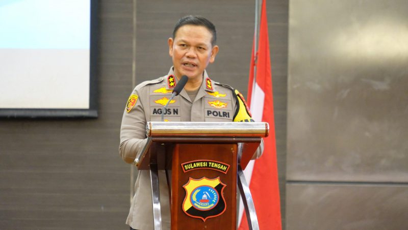 Kapolda Sulteng, Irjen Agus Nugrohi memimpin rapat koordinasi lintas sektoral dalam rangka pengamanan perayaan Idulfitri 1445 H, Selasa (2/4/2024)/Ist