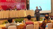 Ketua Bawaslu Sulteng, Nasrun menjadi narasumber Rakor Evaluasi Pemutakhiran Data Pemilih Pemilu Tahun 2024 dan Persiapan Pelaksanaan Pemutakhiran Data Pemilih Pilkada Serentak Tahun 2024, Jumat (17/5/2024)/Ist