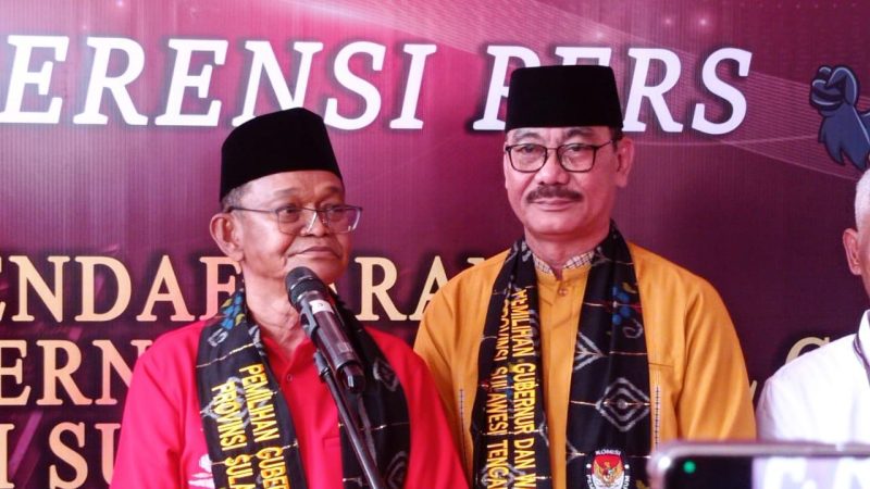 Rusdy Mastura-Sulaiman Agusto Hambuako resmi mendaftar ke KPU Sulteng, Rabu (28/8/2024)/hariansulteng