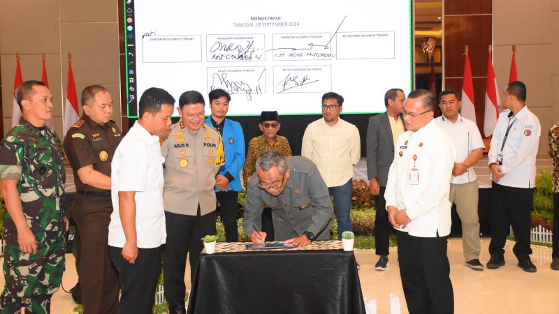 Polda Sulteng gelar deklarasi pilkada damai bersama seluruh stakeholder dan elemen masyarakat, Rabu (18/9/2024)/Ist