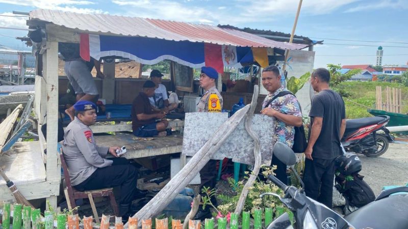 Sambangi masyarakat pesisir teluk Palu, Subsatgas Polair sosialisasikan kampanye damai, Jumat (27/9/2024)/Ist