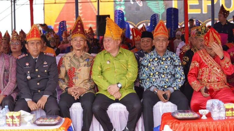 Pjs Wali Kota Palu, Muchsin Husain Pakaya menghadiri Upacara peringatan hari ulang tahun (HUT) ke-11 Kabupaten Morowali Utara (Morut), Rabu (23/10/2024)/Pemkot Palu