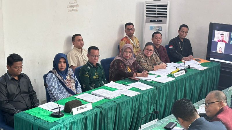 Ketua dan anggota KPU Kabupaten Poso menjalani sidang Kode Etik Penyelenggara Pemilu (KEPP), Selasa (29/10/2024)/Ist