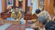 Dinas Pariwisata Sulteng serahkan laporan akhir rencana induk kepada Gubernur Rusdy Mastura, Senin (06/01/2025)/Ist