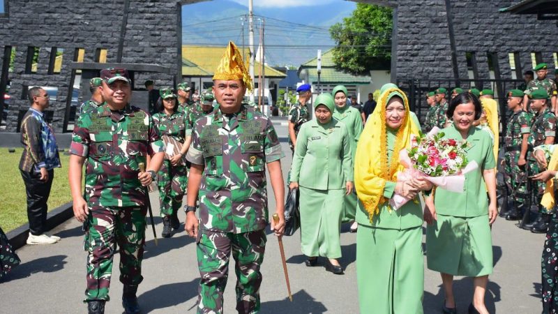 Pangdam XIII/Merdeka, Mayjen TNI Suhardi melakukan kunjungan kerja (kunker) ke Markas Korem 132/Tadulako di Kota Palu, Selasa (21/1/2025)/Ist