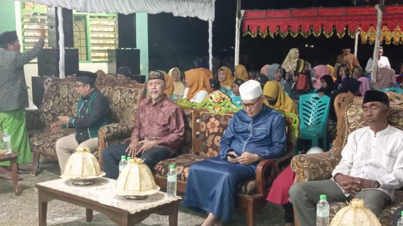 Asisten Bidang Pemerintahan dan Kesra Setda Kota Palu, Usma menghadiri acara Peringatan Isra Miraj di Masjid Jami' Al-Ansar, Minggu (26/01/2025)/Ist