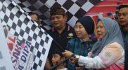 Wakil Wali Kota Palu, Imelda Liliana Muhidin mengikuti jalan santai Yayasan Karuna Dipa, Minggu pagi (04/05/2025)/Pemkot Palu