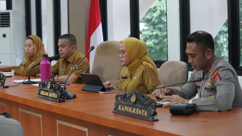 Wali Kota Palu, Hadianto Rasyid memimpin rapat koordinasi (rakor) keamanan wilayah Kota Palu, Senin (19/05/2025)/Pemkot Palu