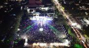 Warga memadati Lapangan Imanuel Palu di malam penutupan Semarak Sulteng Nambaso, Senin (12/05/2025)/Ist
