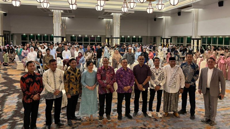 Soft launching Grand Syah Hotel dihadiri sejumlah pejabat dan ratusan santri, Jumat malam (27/6/2025). (Sumber: Fandy/hariansulteng.com)