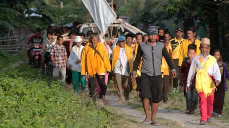 Masyarakat adat Lauje di Parigi Moutong (Sumber: sulteng.aman.or.id)