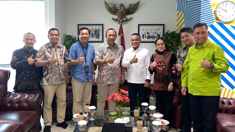 Wali Kota Palu Hadianto Rasyid melakukan kunjungan kerja ke Kementerian Keuangan (Kemenkeu) di Jakarta, Kamis (7/8/2025). (Foto: Pemkot Palu)