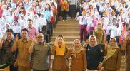 Wakil Wali Kota Palu Imelda Liliana Muhidin resmi membuka lomba paduan suara lagu Indonesia Raya 3 stanza dan lagu daerah Kaili, Selasa (12/8/2025). (Foto: Pemkot Palu)