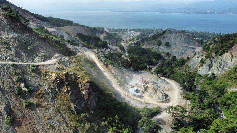 Foto udara aktivitas tambang galian C di pesisir Palu-Donggala. (Foto: Istimewa)