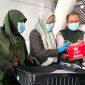 Karantina Sulteng perketat pengawasan barang bawaan penumpang di Bandara Mutiara Sis Aljufri. (Foto: Istimewa)