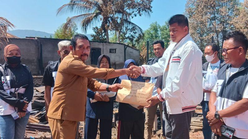PSI Tolitoli menyalurkan bantuan untuk korban kebakaran di Kelurahan Panasakan, Kecamatan Baolan, Kabupaten Tolitoli, Selasa (8/9/2026). (Foto: Istimewa)