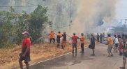 Karhutla melanda melanda Desa Tampemadoro, Kecamatan Lage, Kabupaten Poso, Minggu (20/9/2026). (Foto: Istimewa)