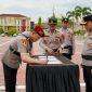Kapolda Sulteng, Irjen Nasri Sulaeman memimpin upacara sertijab Dirreskrimsus Polda Sulteng dan Kapolres Sigi, Rabu (23/9/2026). (Foto: Istimewa)